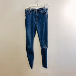 BDG High Rise Twig Ankle Skinny Size 26